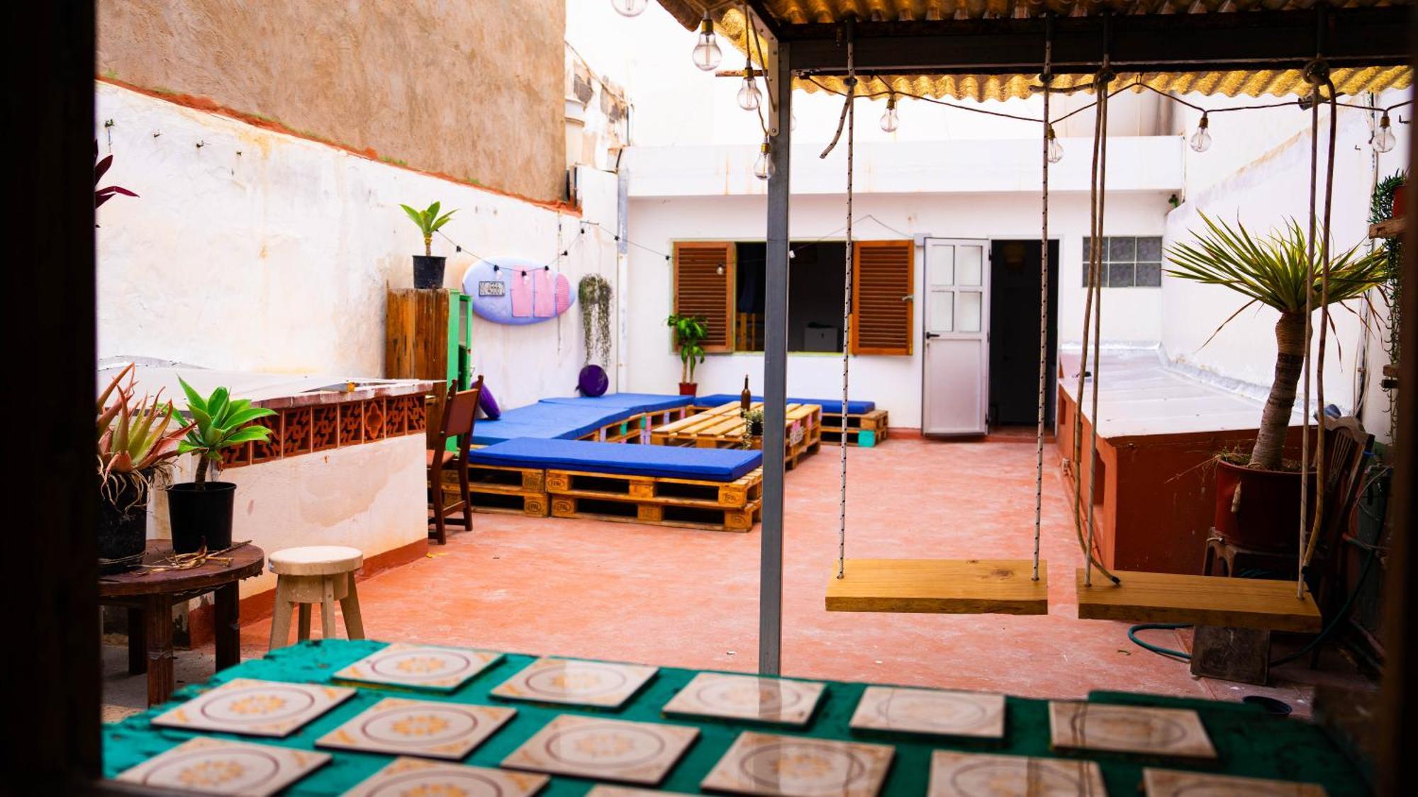 Dona Rose Surf Hostel Λας Πάλμας ντε Γκραν Κανάρια Εξωτερικό φωτογραφία